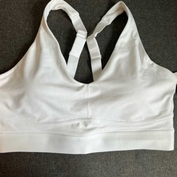 Fabletics | NWT All Day Every Day Low Impact Bra - Picture 6 of 15
